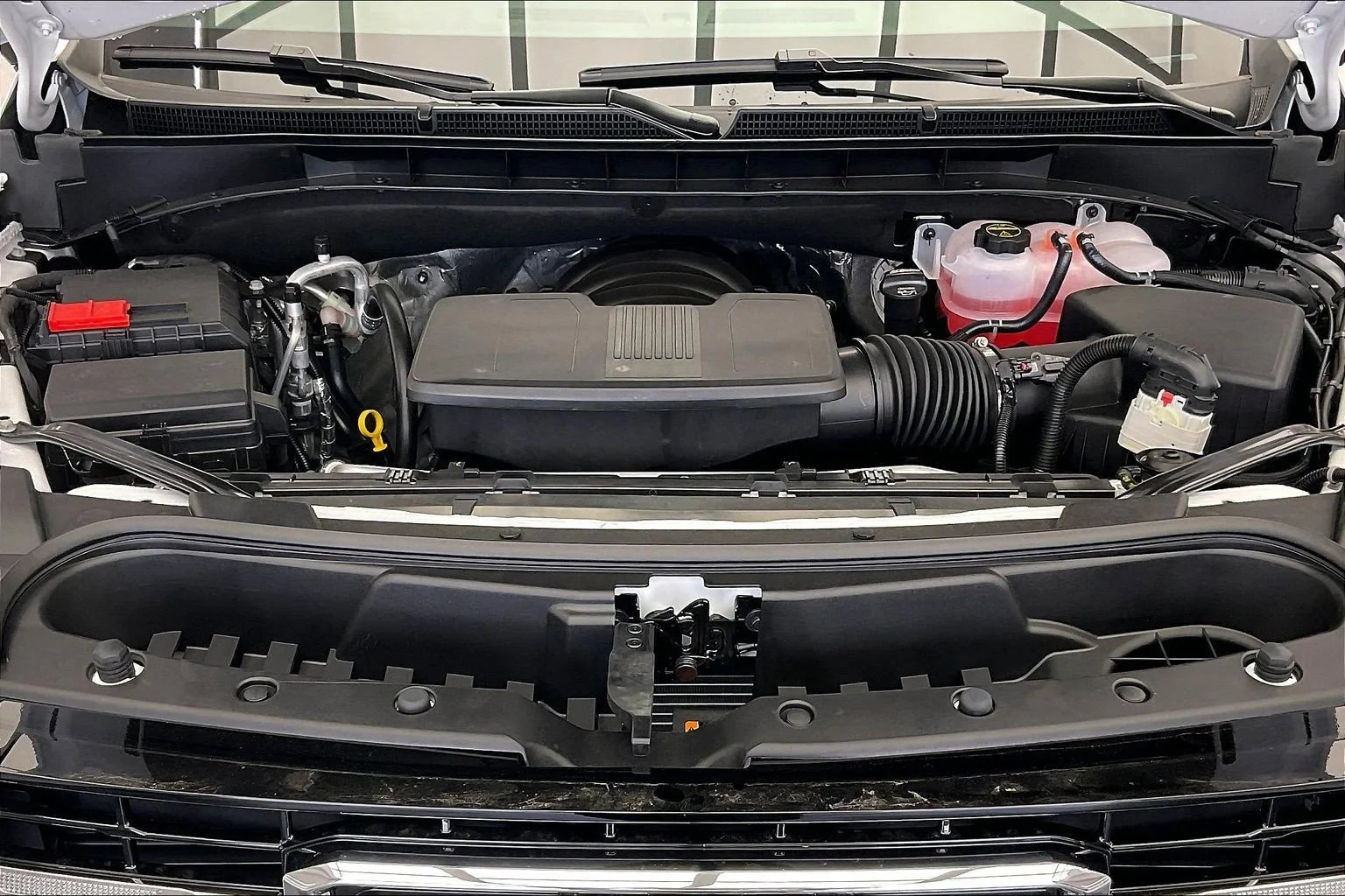 New 2026 Summit White GMC Elevation image 18