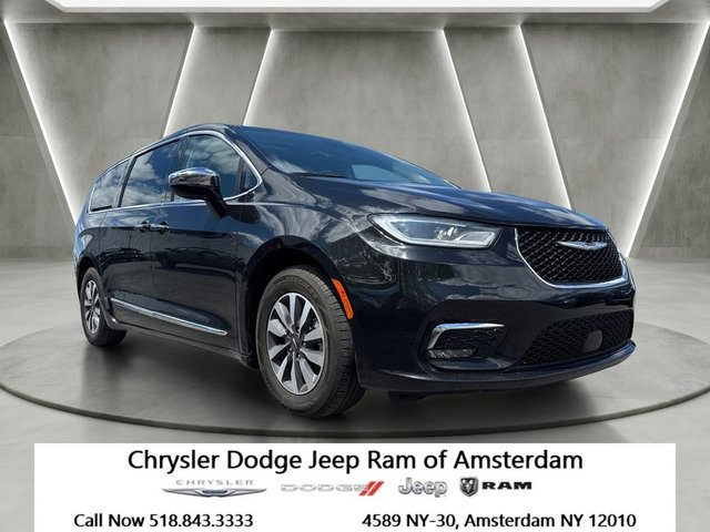 2023 Chrysler Pacifica Hybrid Limited