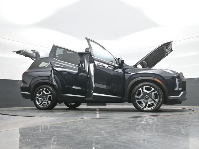Used 2023 White Hyundai SEL image 31