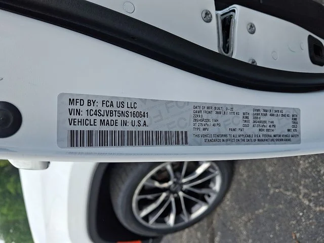 Used 2022 White Jeep Series II image 27