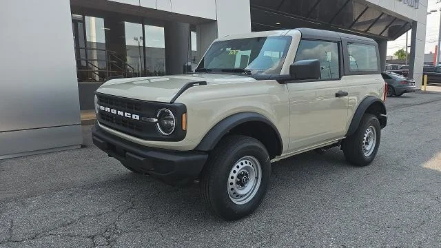 New 2026 Desert Sand Ford Base 4WD image 29