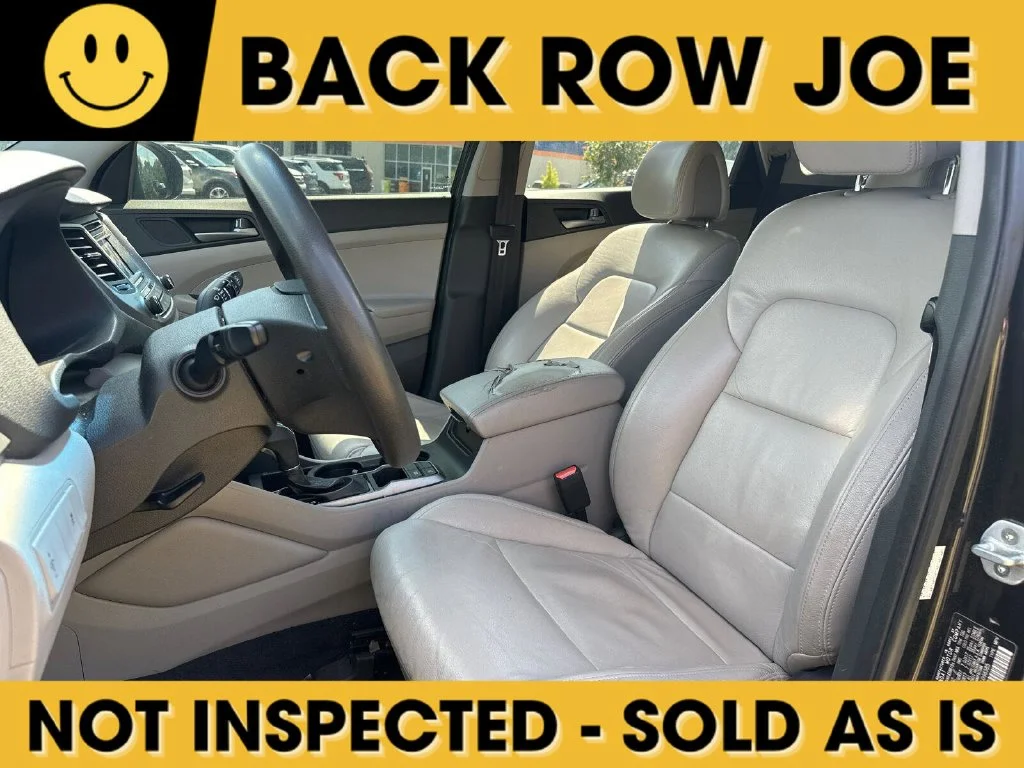 Used 2016 Black Noir Pearl Hyundai SE image 5