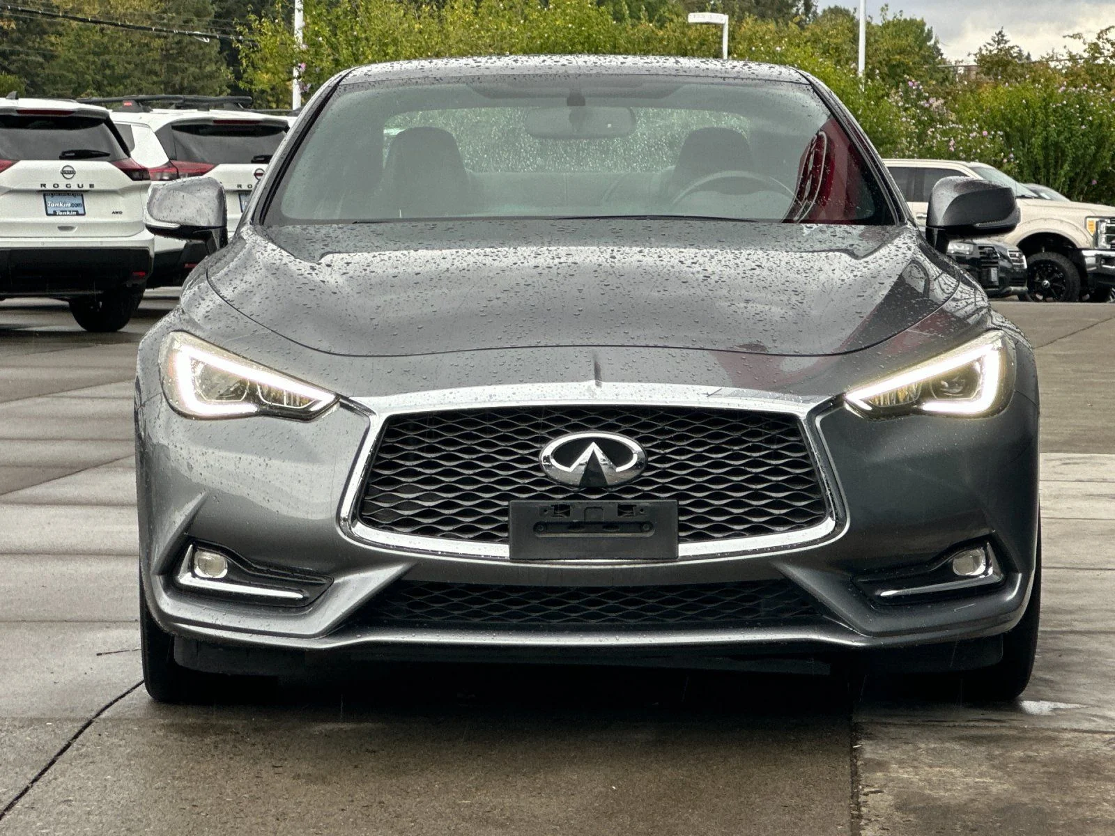 Used 2018 Graphite Shadow INFINITI 3.0t LUXE image 8