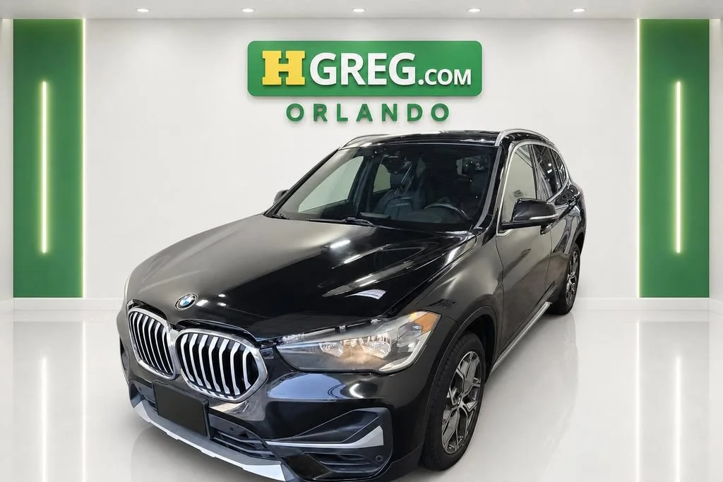 Used 2021 Jet Black BMW sDrive28i image 3