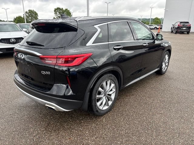 Used 2020 Black INFINITI LUXE AWD image 3