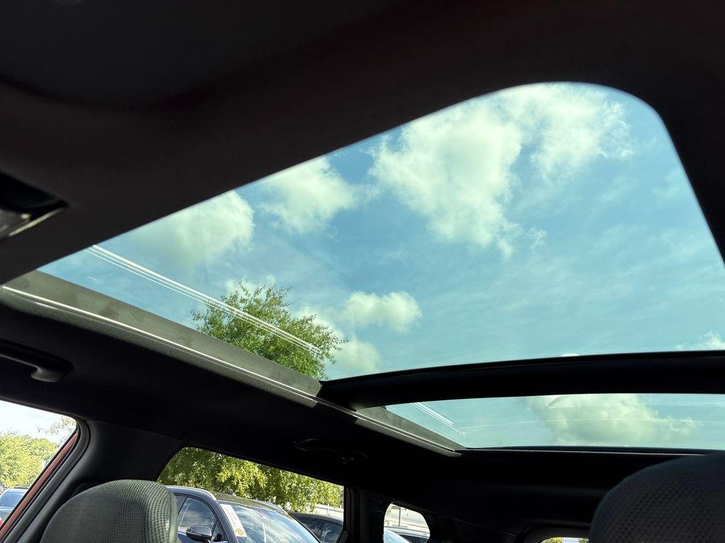 New 2027 Magma Red Matte Kia X-Line S image 23