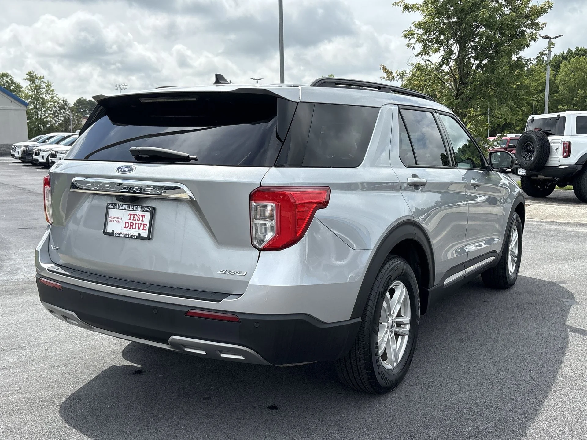 Certified Used 2023 Silver Metallic Ford XLT image 29