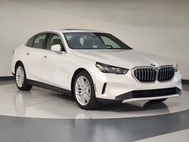 Used 2025 Mineral White Metallic BMW 530i image 6