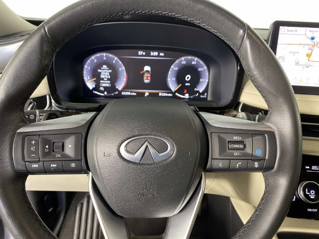 Used 2023 Titanium INFINITI LUXE image 16