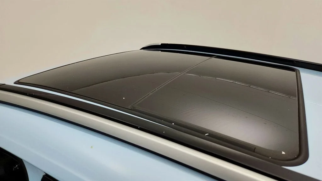 Used 2023 Ice Blue Metallic Chevrolet FWD 4dr Premier w/ Sun & Sound Package image 10