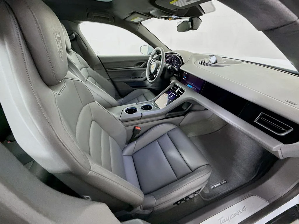 New 2026 White Porsche  image 29