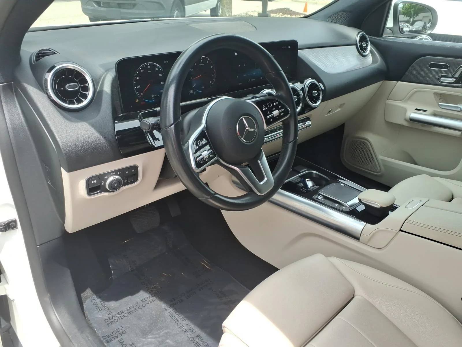 Used 2023 Polar White Mercedes-Benz GLA 250 image 24