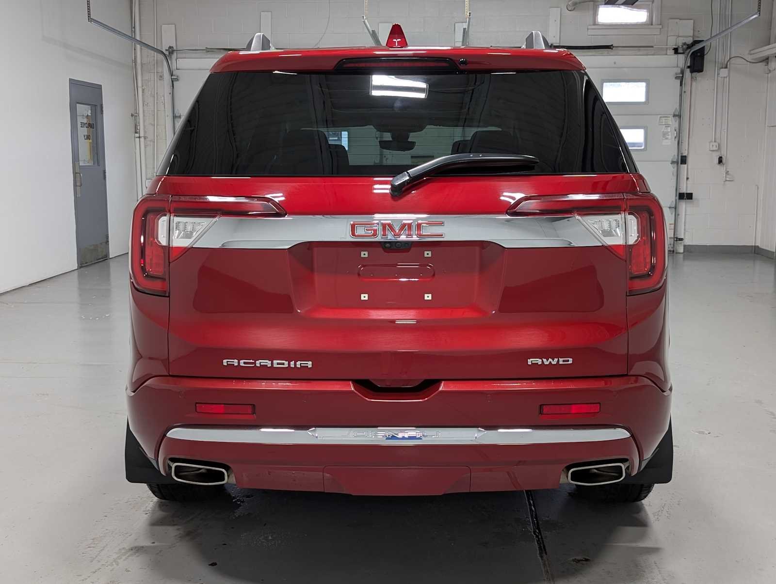 Used 2023 Volcanic Red Tintcoat GMC Denali image 9