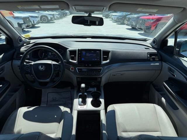 Used 2016 Gray Honda EX-L image 19