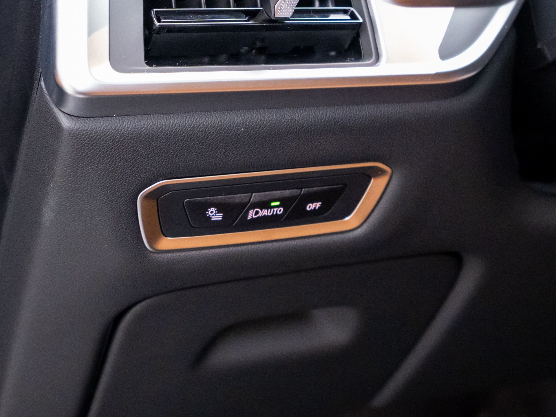 New 2026 Skyscraper Grey Metallic BMW xDrive40i image 22