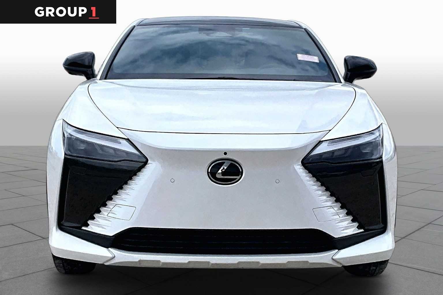 Certified Used 2023 Eminent White Pearl Lexus Luxury image 3
