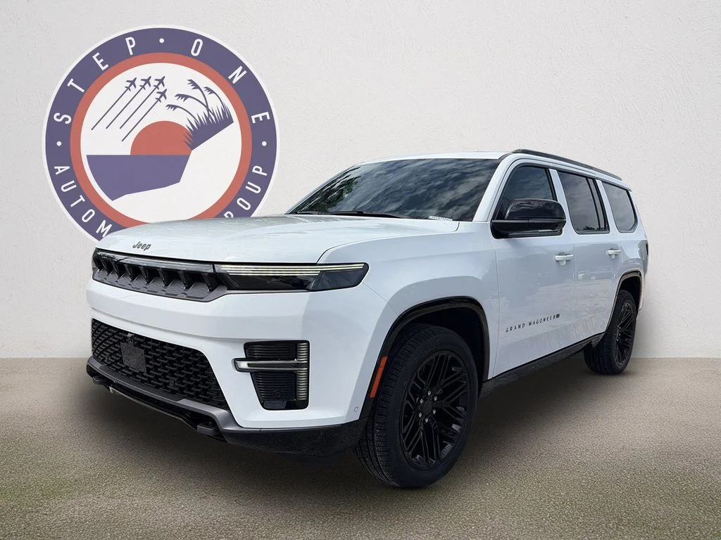 New 2026 Bright White Clear-Coat Exterior Paint Jeep Limited Reserve image 2
