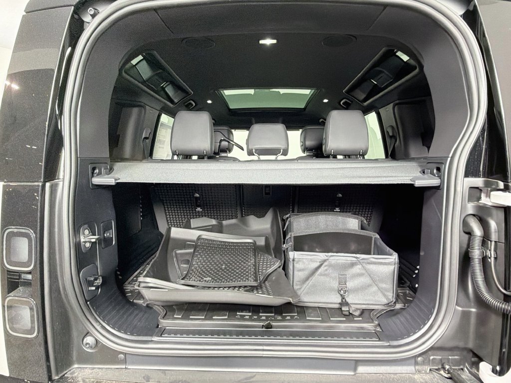 New 2026 Borasco Grey Land Rover X-Dynamic SE image 28