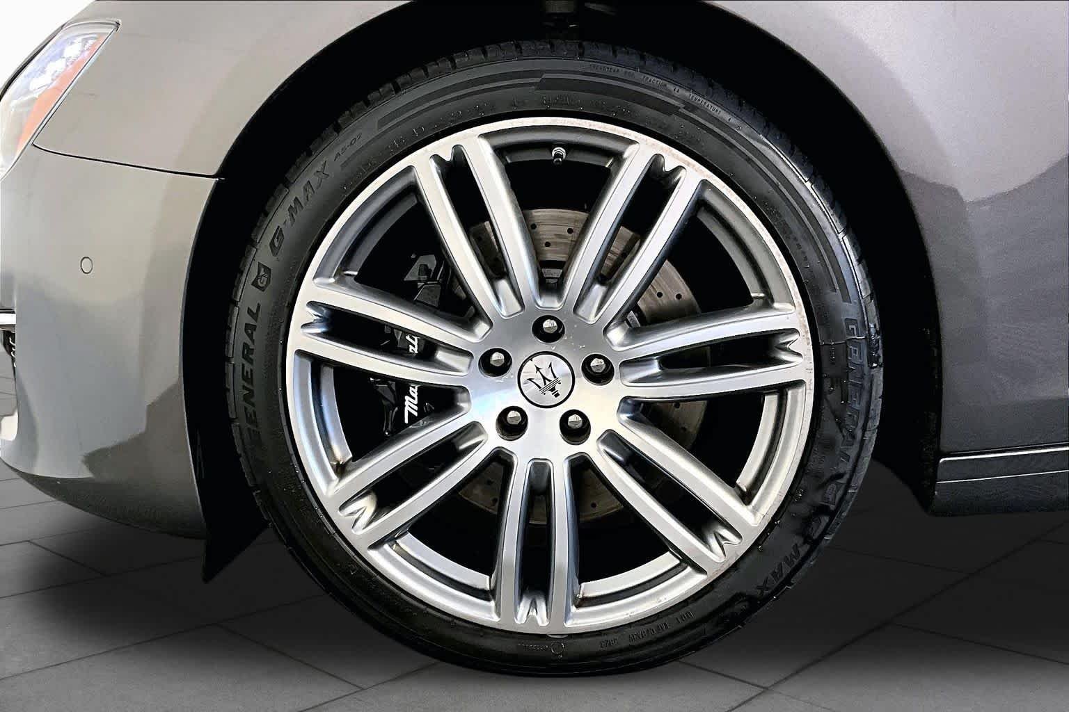 Used 2021 Grigio Maratea Metallic Maserati S Q4 GranLusso image 11