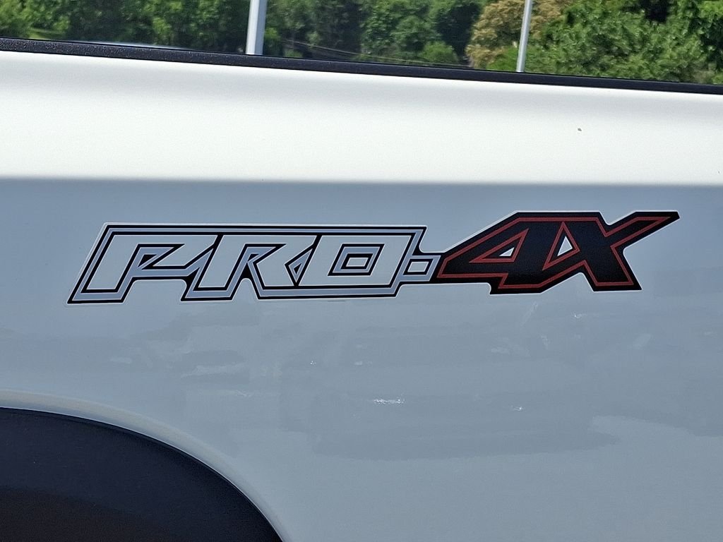 New 2026 White Nissan PRO-4X image 20