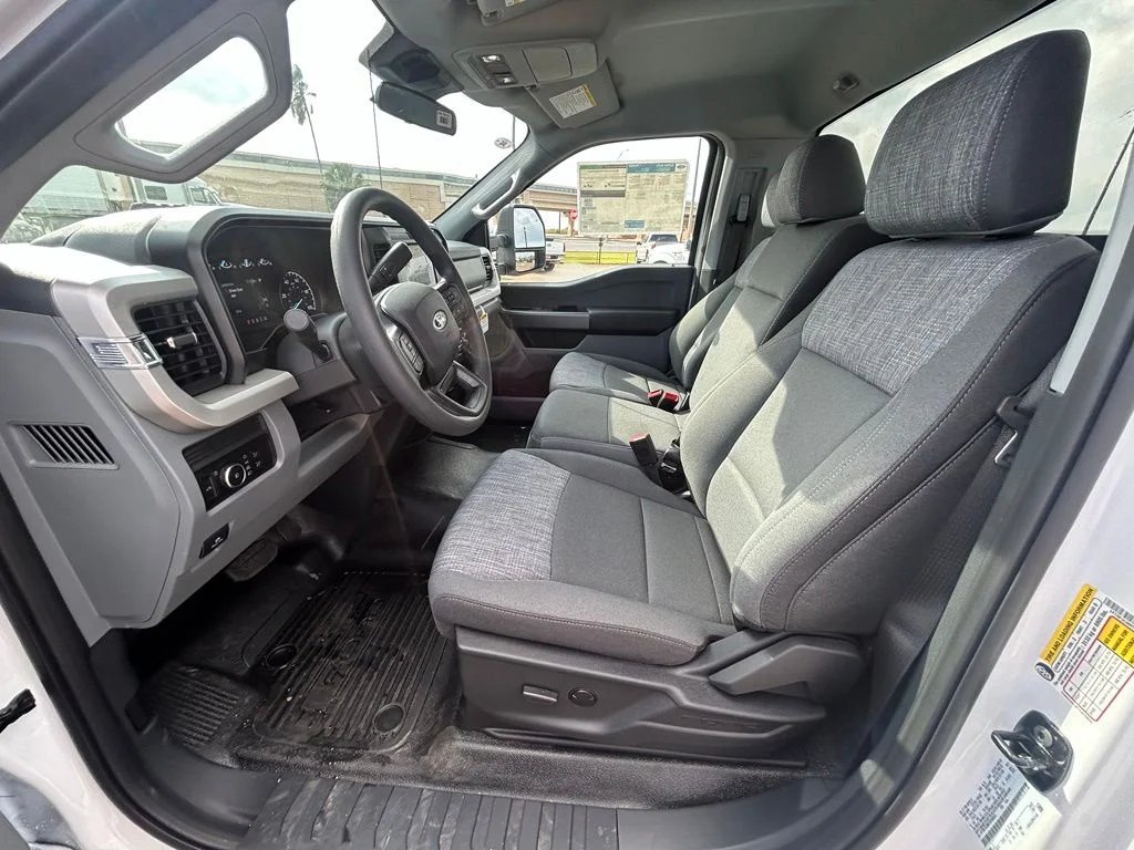 New 2026 Oxford White Ford F-350® XLT image 18