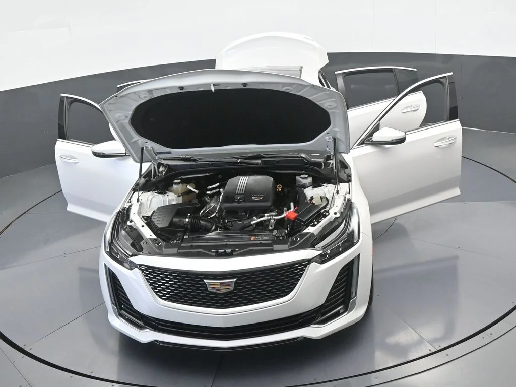 Used 2020 Crystal White Tricoat Cadillac Premium Luxury image 73
