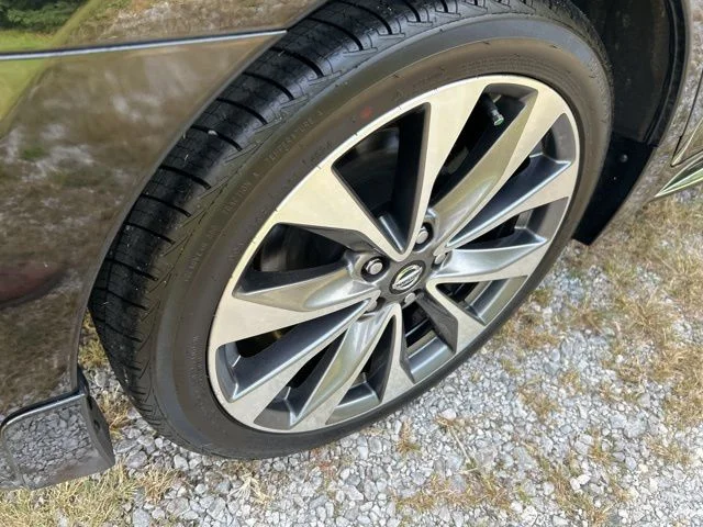 Used 2021 Black Nissan 3.5 SL image 11