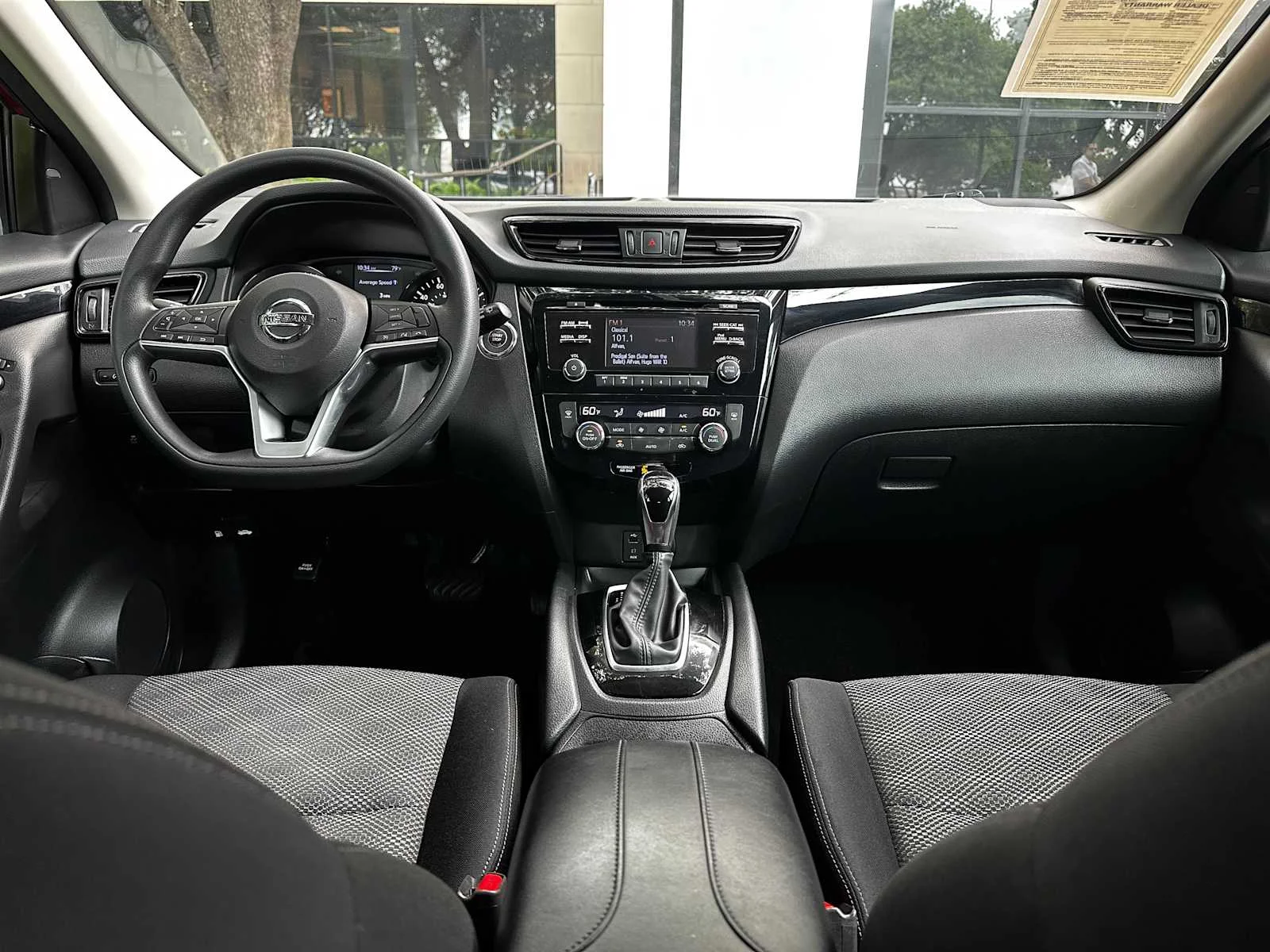 Used 2018  Nissan SV image 15