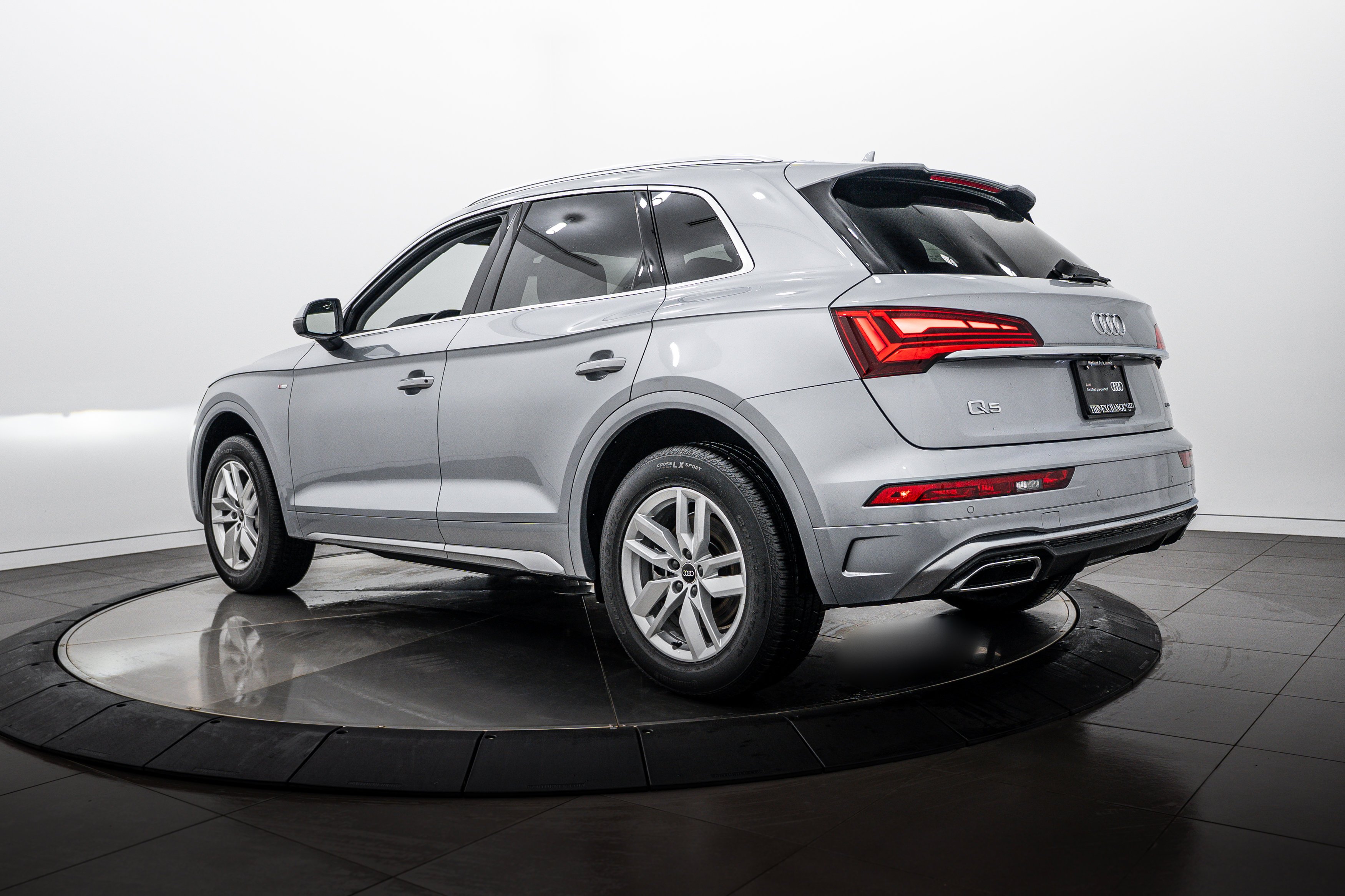 Certified Used 2023 Florett Silver Metallic Audi S line Premium image 5