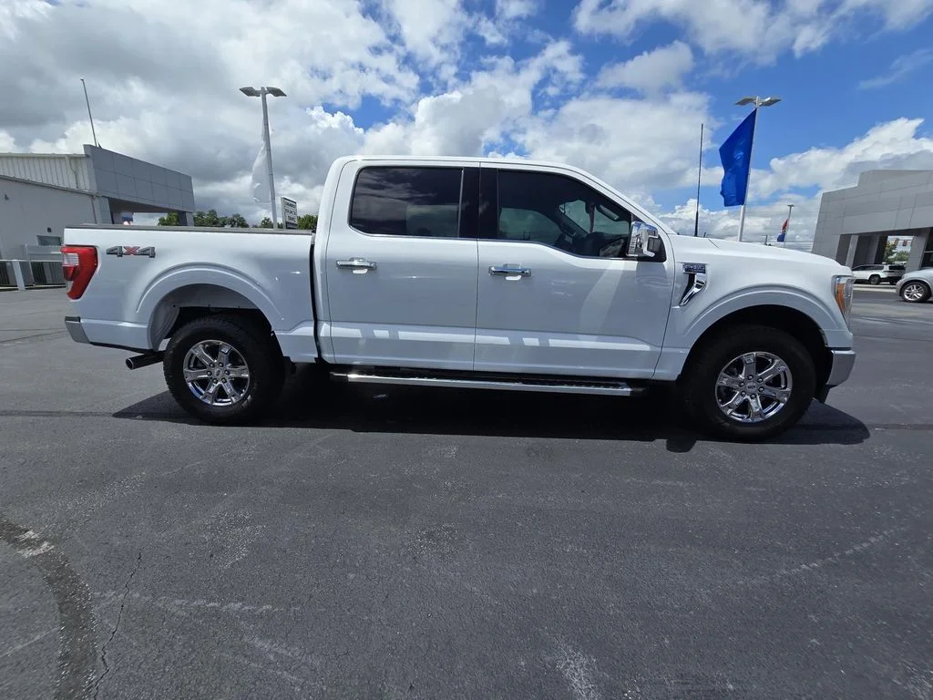 Used 2023 White Ford LARIAT image 8