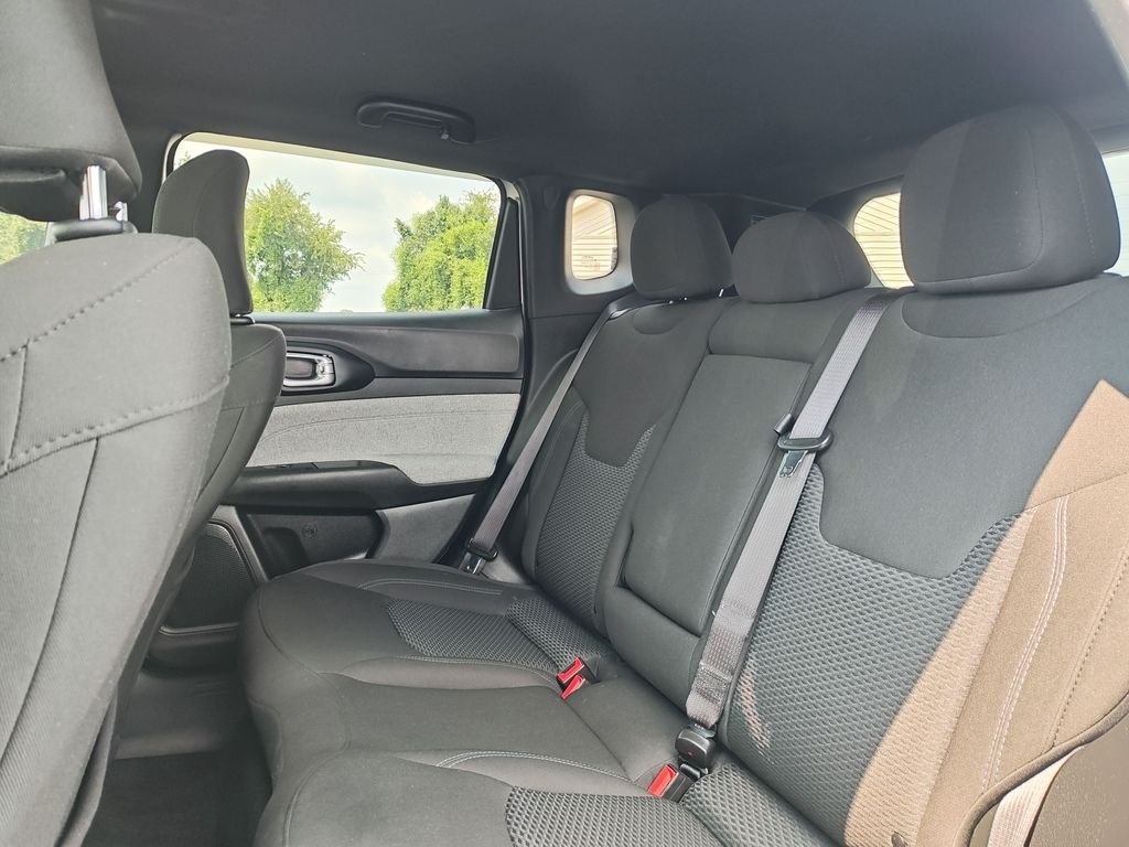 Used 2025 Silver Jeep Sport image 16