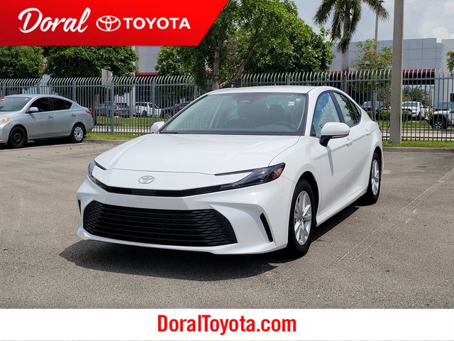 2025 Toyota Camry LE