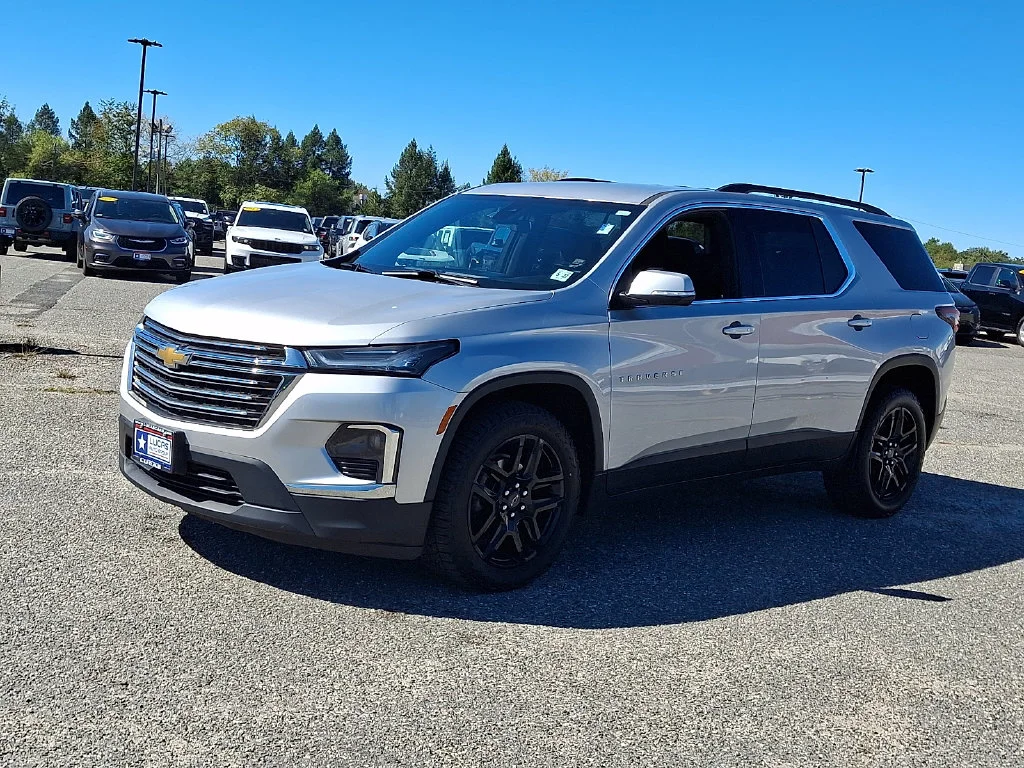 Used 2022 Silver Chevrolet LT image 6