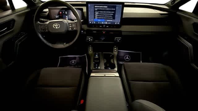 Used 2026 Wind Chill Pearl w/Black Roof Toyota XSE image 6