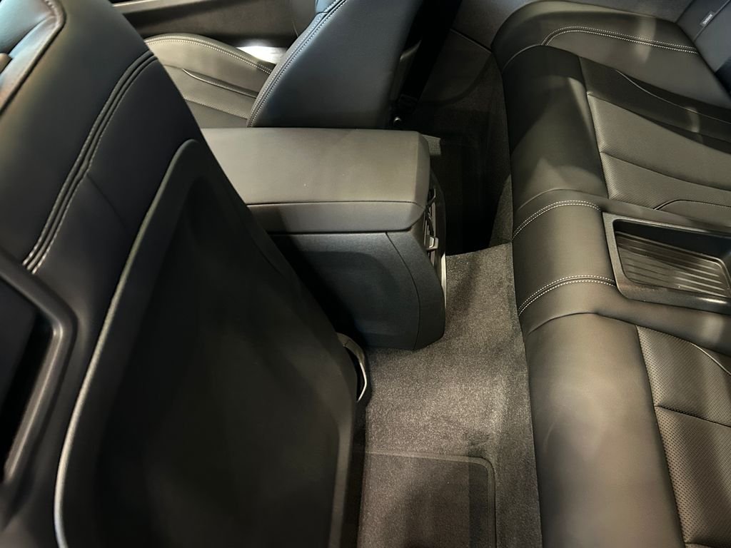 New 2026 Black Sapphire Metallic BMW M240i xDrive image 32