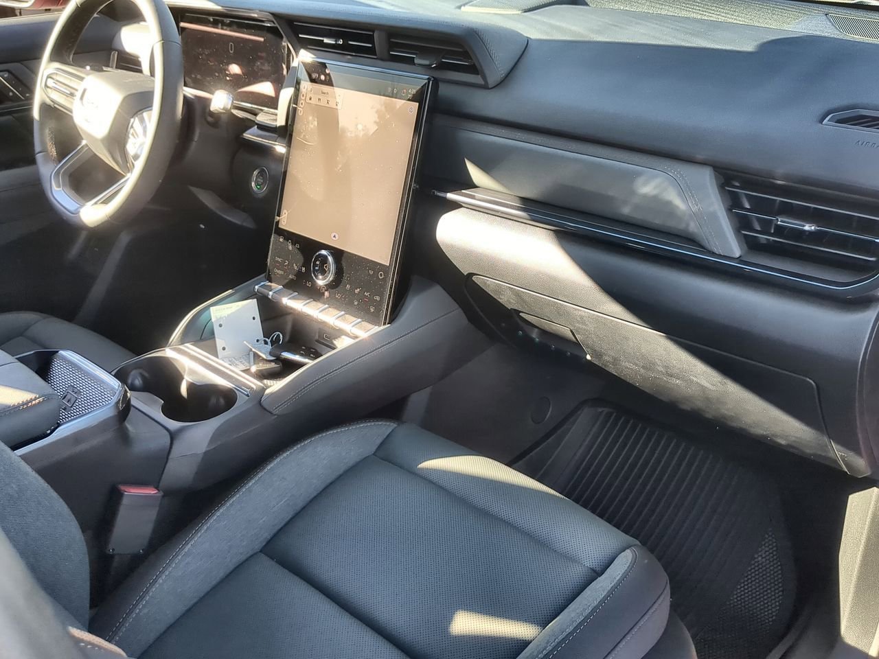 2026 GMC Terrain AT4 - Photo 28