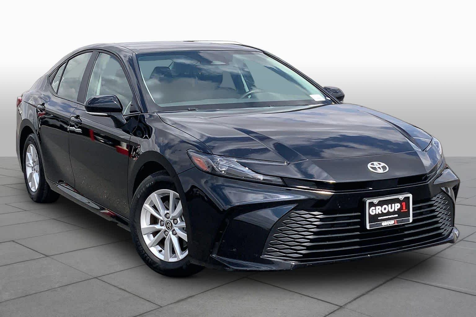 Used 2025 Midnight Black Metallic Toyota LE image 3
