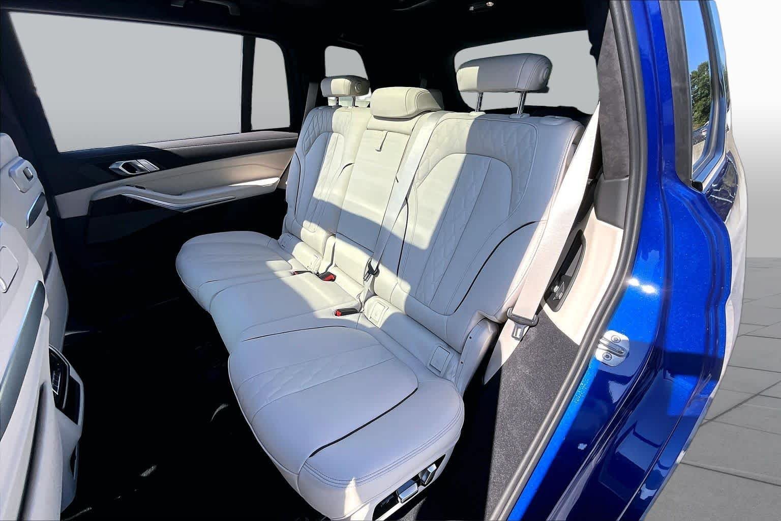 Used 2026 Marina Bay Blue Metallic BMW M60i image 21