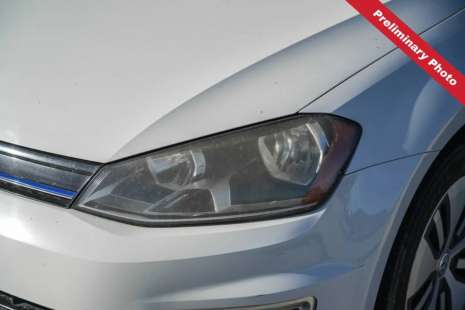 Used 2016 Volkswagen e-Golf e-Golf SE with VIN WVWKP7AU5GW902942 for sale in Los Angeles, CA