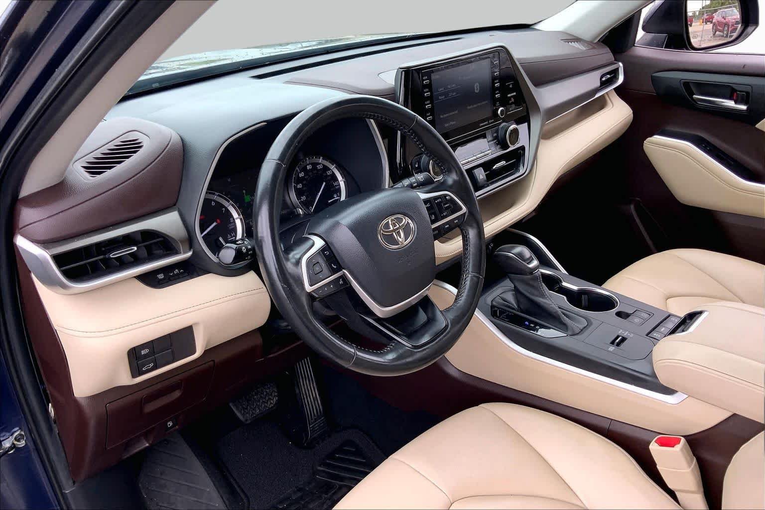 Used 2022 Blueprint Toyota XLE image 17
