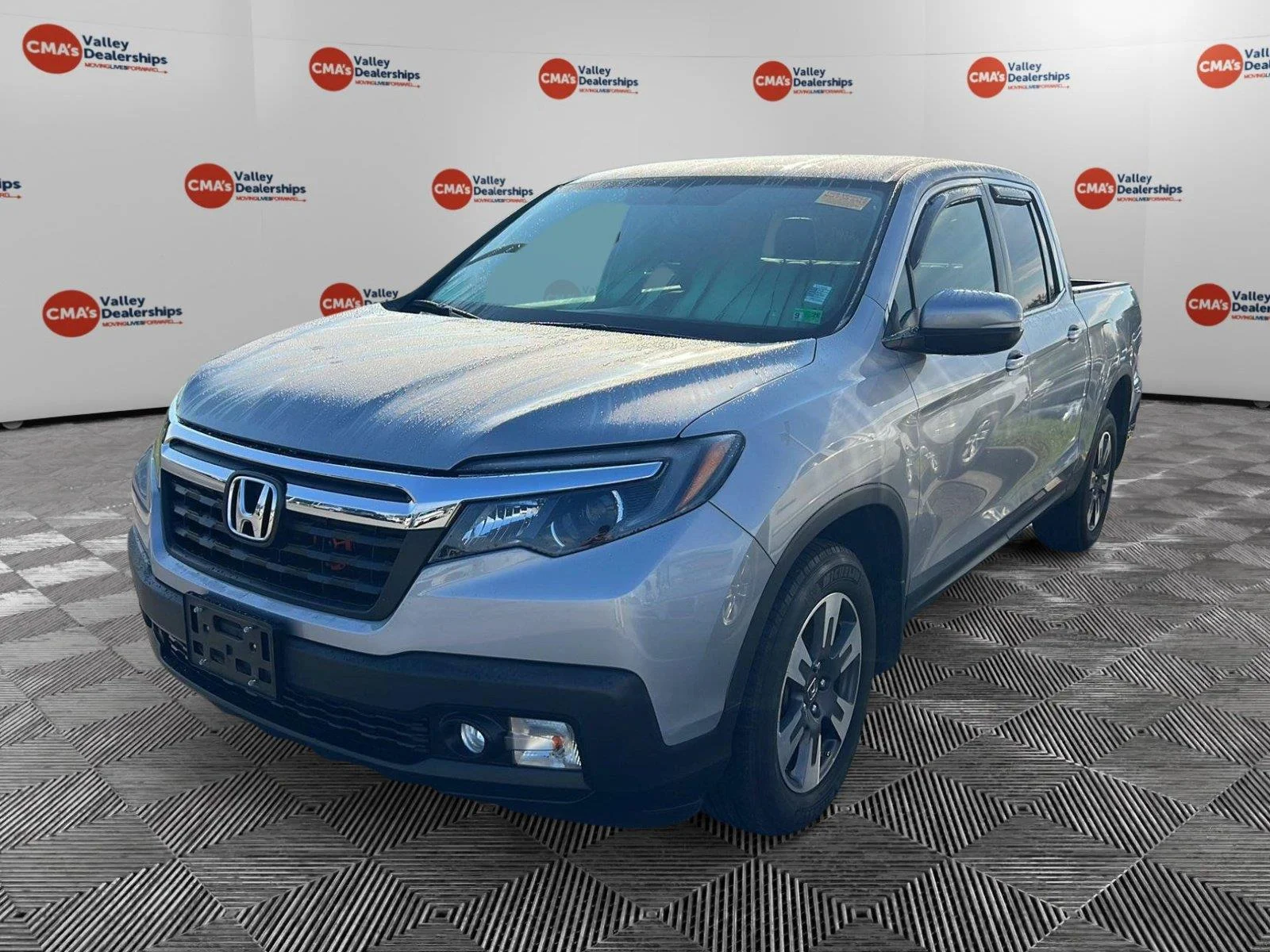 Certified Used 2018 Lunar Silver Metallic Honda RTL-T image 1