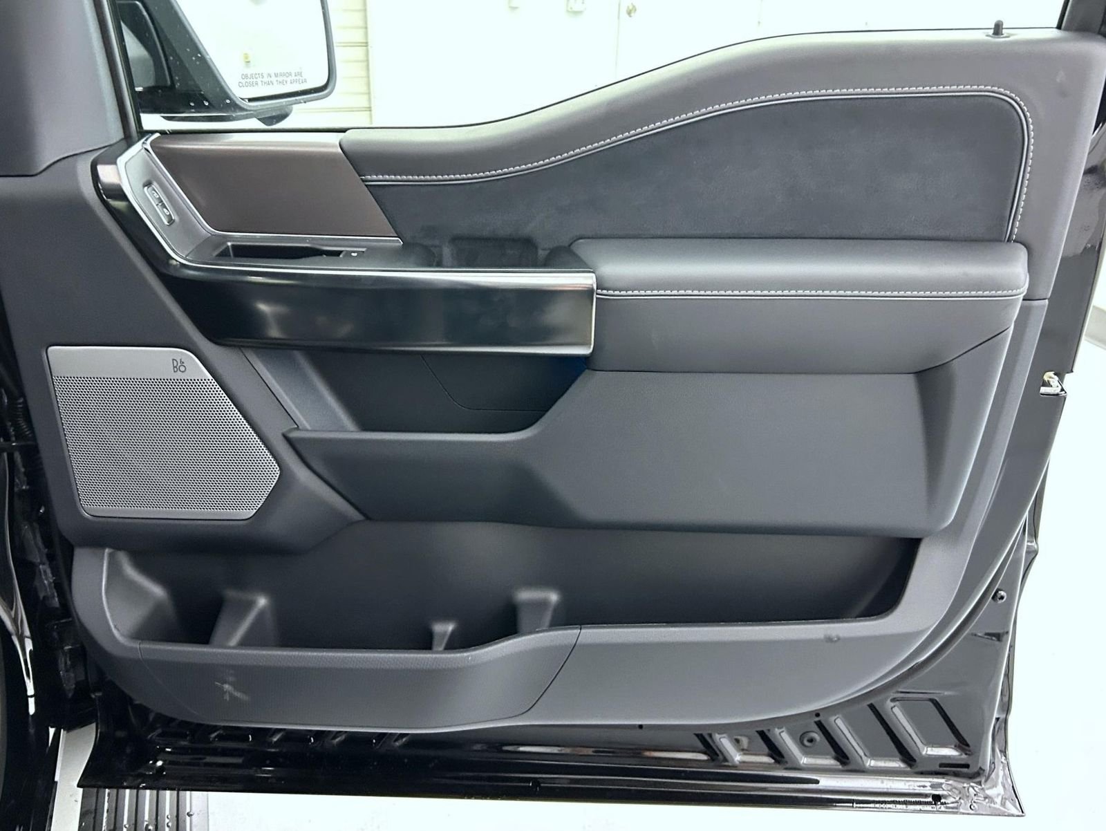New 2026 Agate Black Metallic Ford Platinum image 17