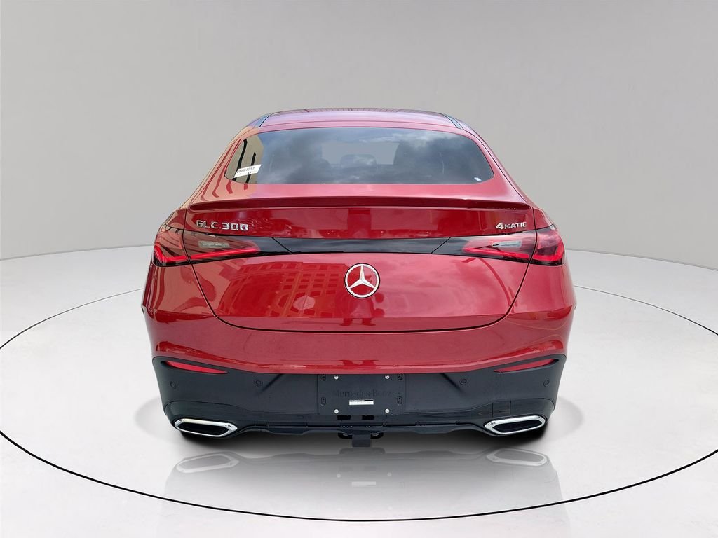 New 2027 MANUFAKTUR Patagonia Red Metallic Mercedes-Benz GLC 300 image 5
