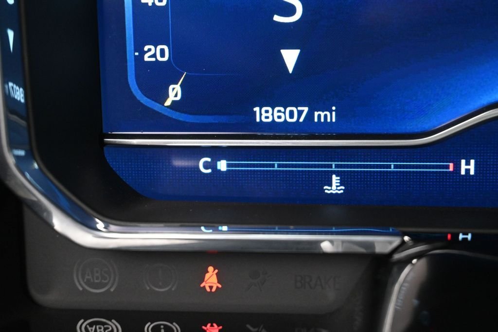 Used 2025 Gray Chevrolet High Country image 19