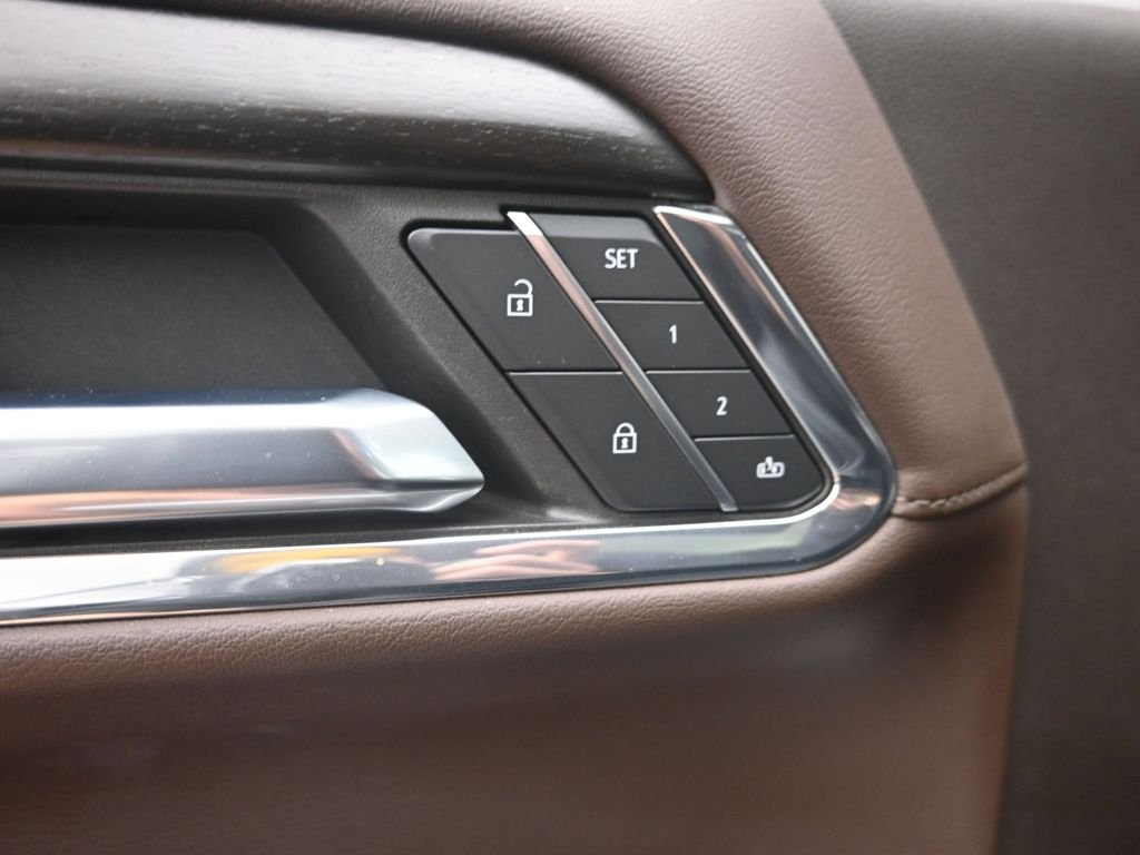Used 2024 Silver GMC Denali image 17