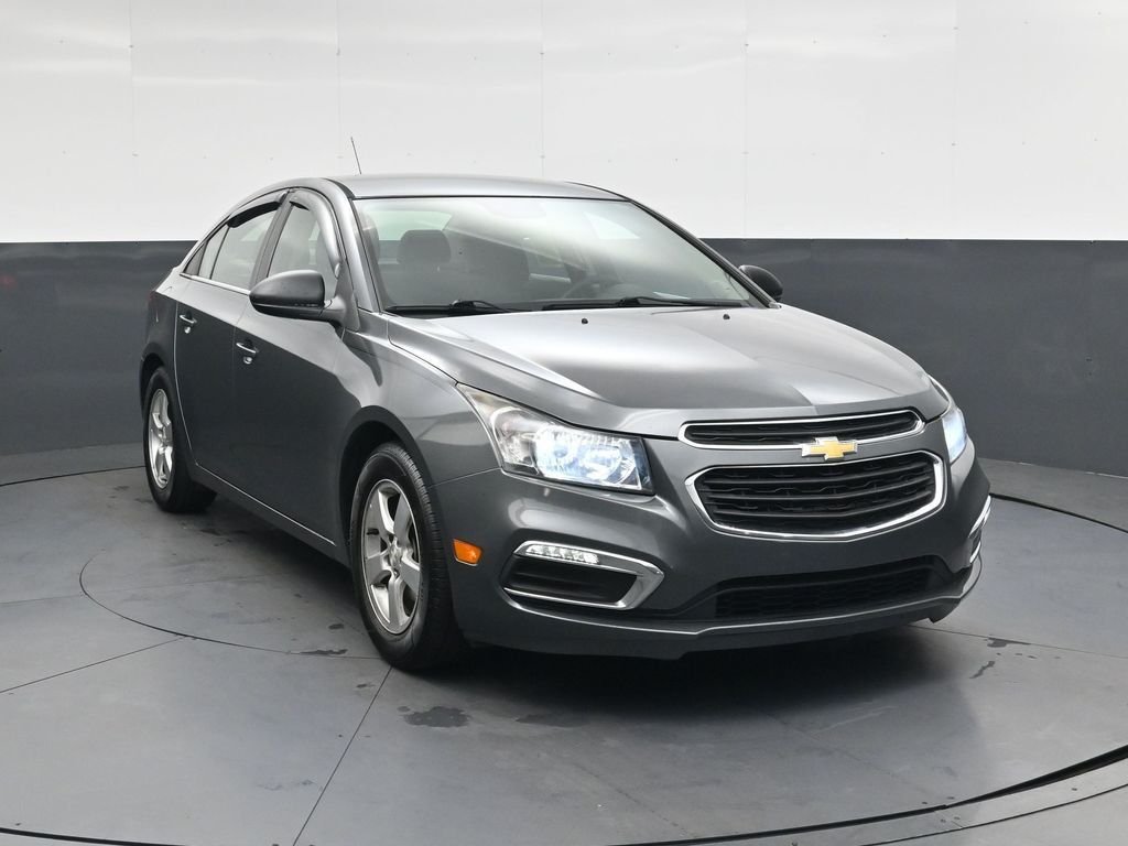 Used 2016 Silver Chevrolet 1LT image 2