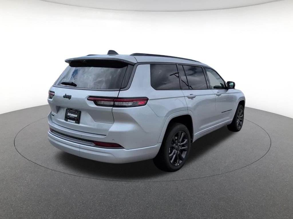 New 2026 Silver Jeep Limited Reserve image 6