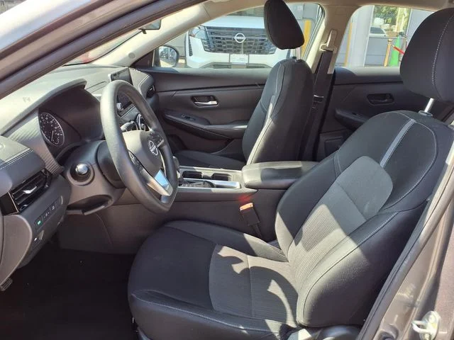Used 2024 Gray Nissan SV image 16