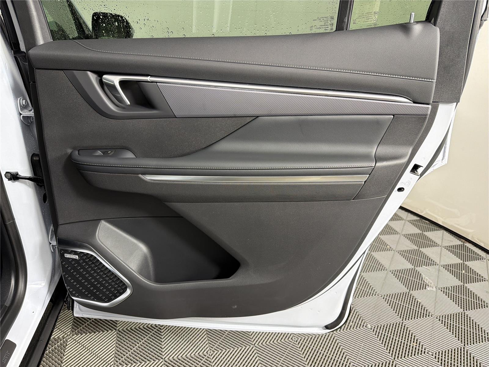 New 2026 Iridescent White Tricoat Buick Sport Touring image 15