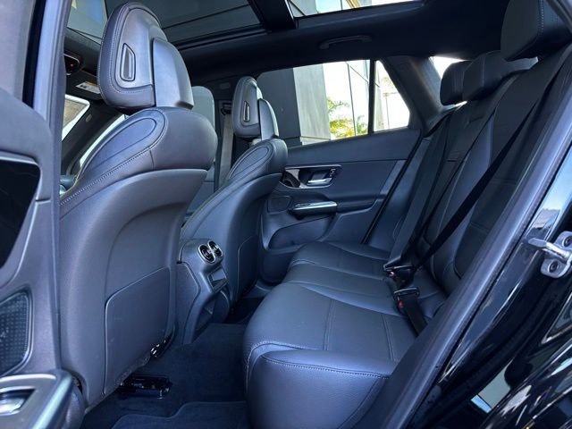 Used 2026 Black Mercedes-Benz GLC 300 image 9